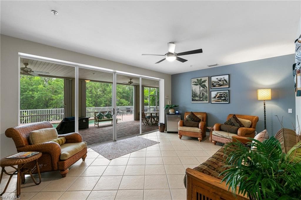 1927 Sheffield AVE-3