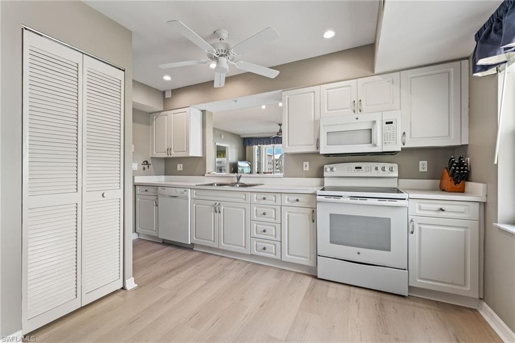 4481 Bay Beach LN 224-12