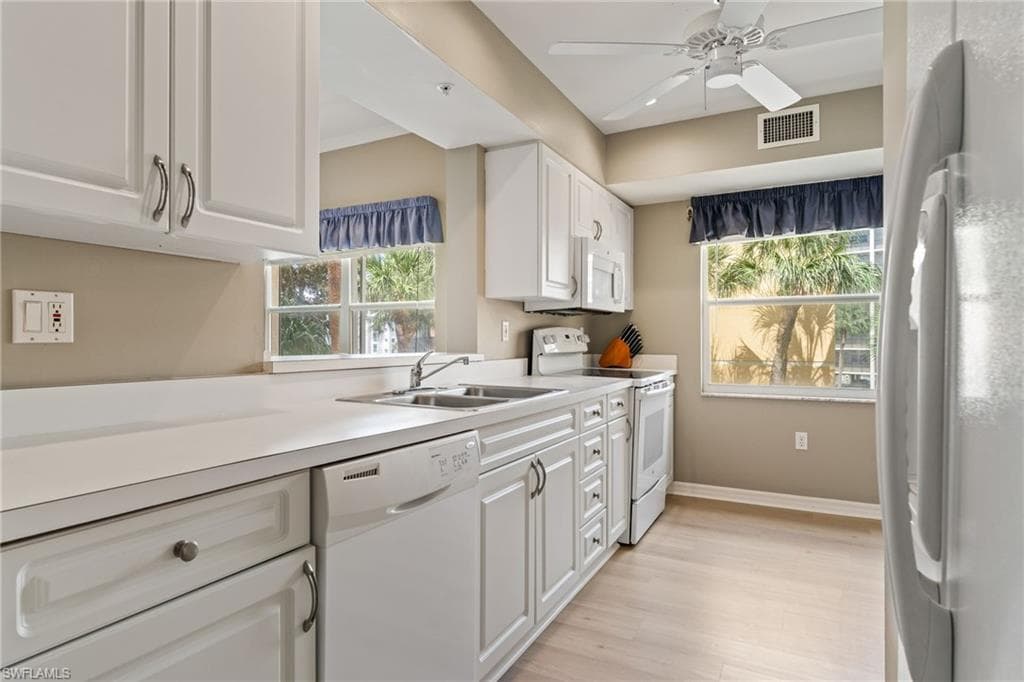 4481 Bay Beach LN 224-13