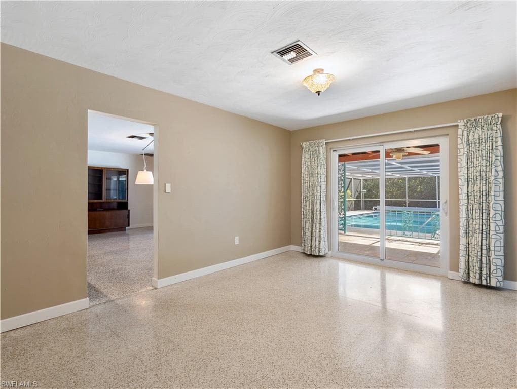 3517 Stuart CT-15