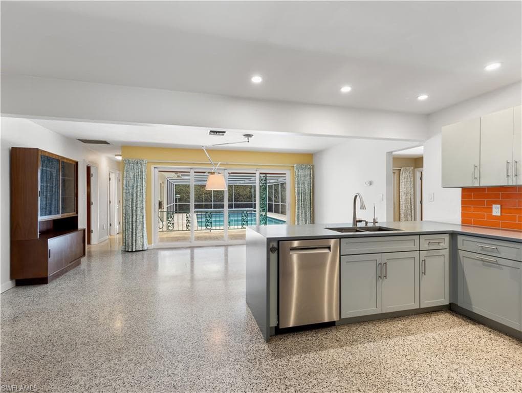 3517 Stuart CT-3
