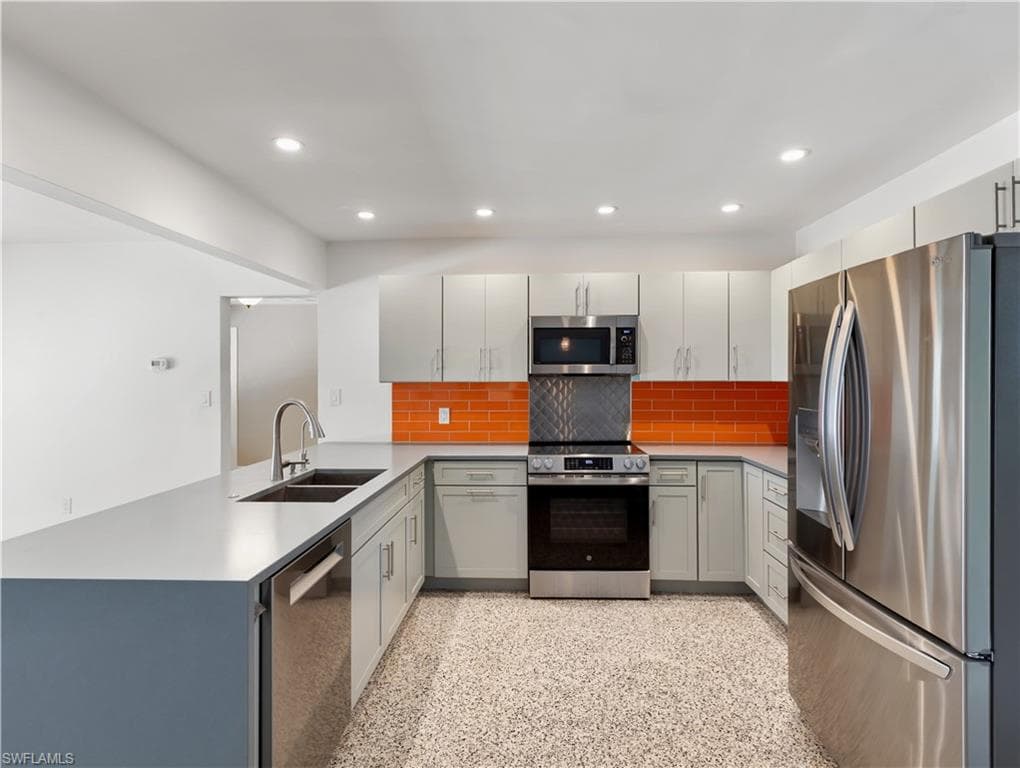 3517 Stuart CT-7