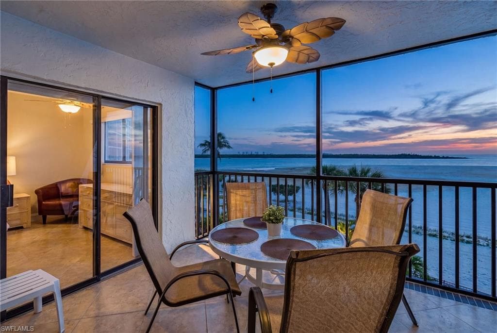 8350 Estero BLVD 322-16