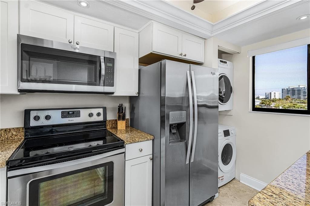 8350 Estero BLVD 322-8