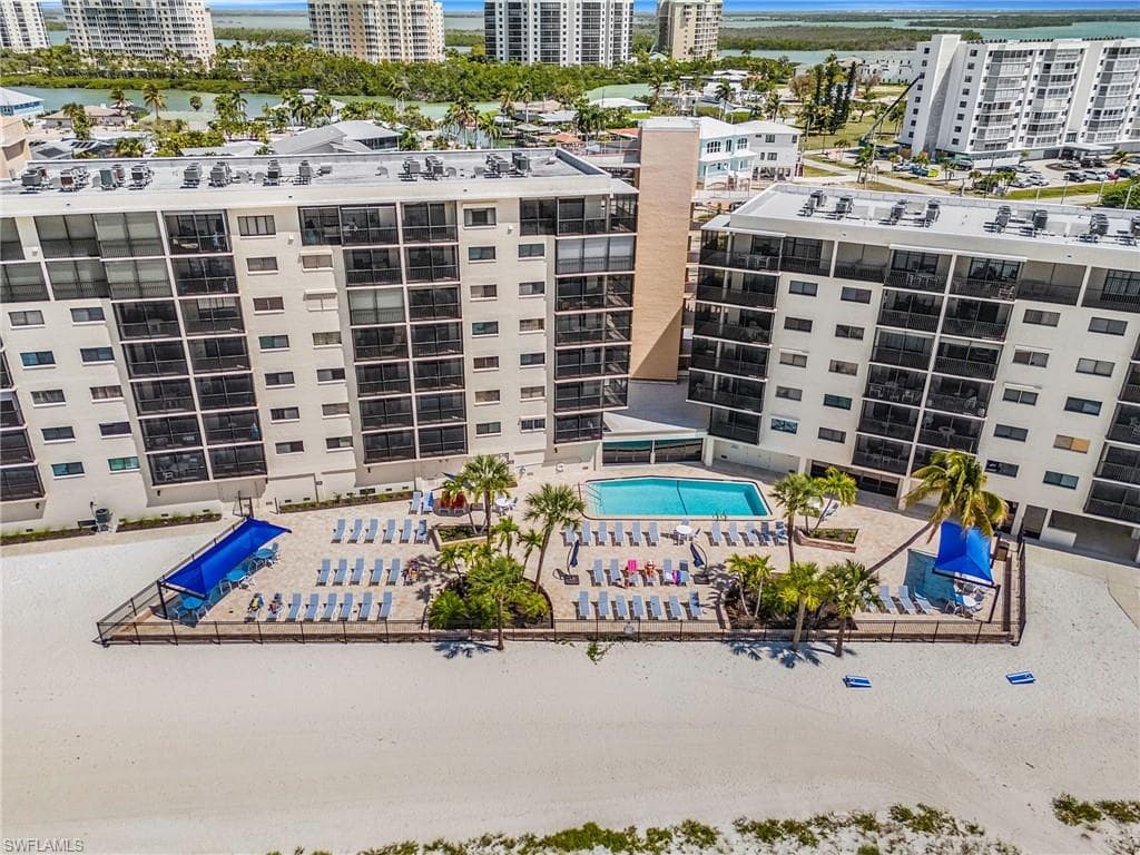 8350 Estero BLVD 322-23
