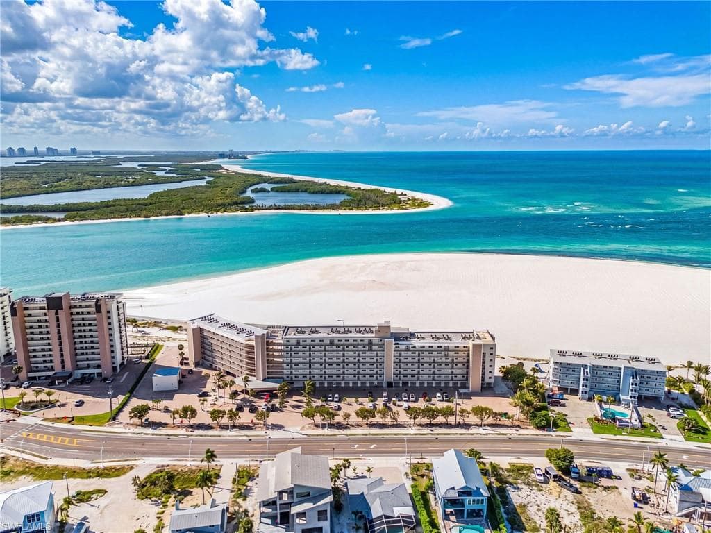 8350 Estero BLVD 322-29