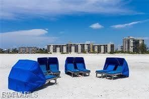 8350 Estero BLVD 322-3