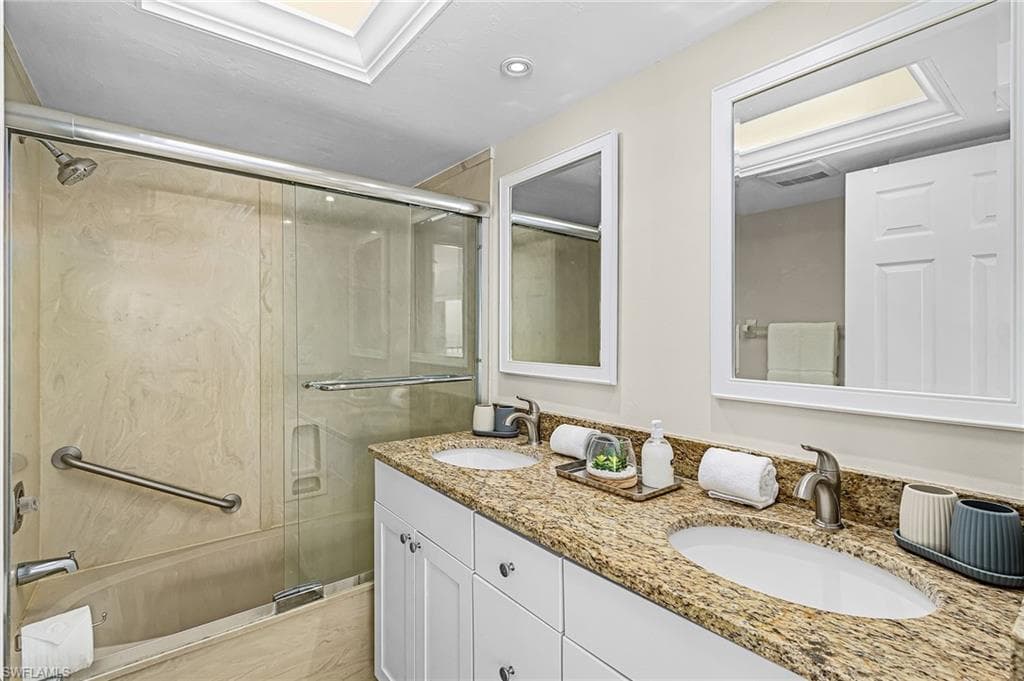 8350 Estero BLVD 322-20