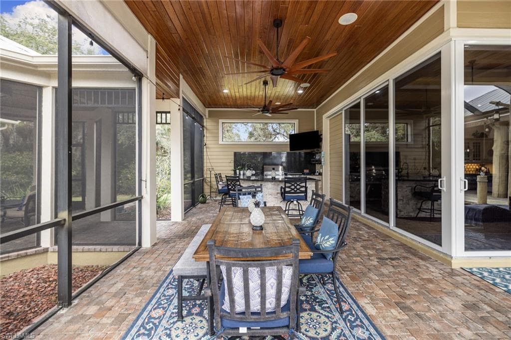 4140 Horse Creek BLVD-35