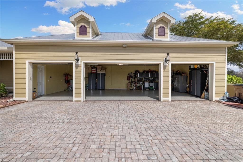 4140 Horse Creek BLVD-44
