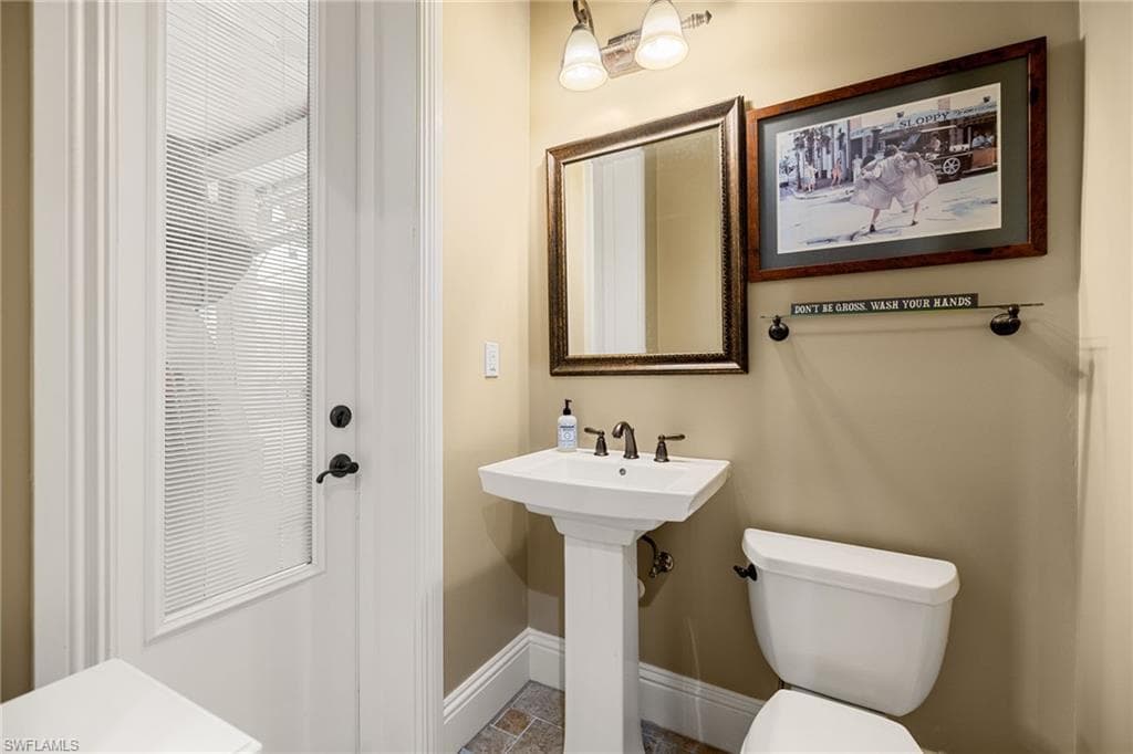 4140 Horse Creek BLVD-24