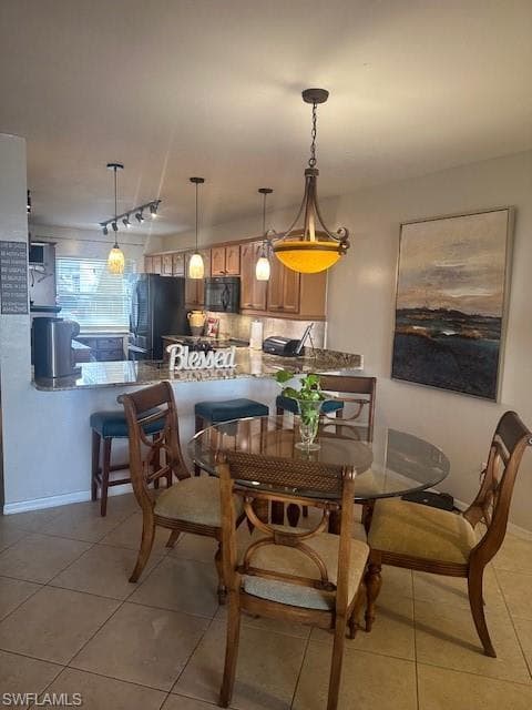 120 Pebble Shores DR 106-8