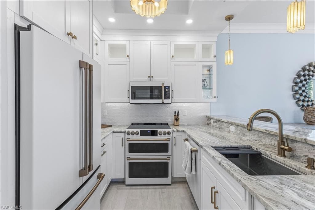 1395 Curlew AVE 1-12