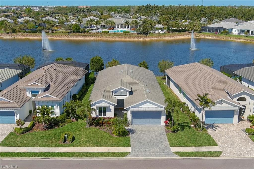 8897 Redonda DR-1
