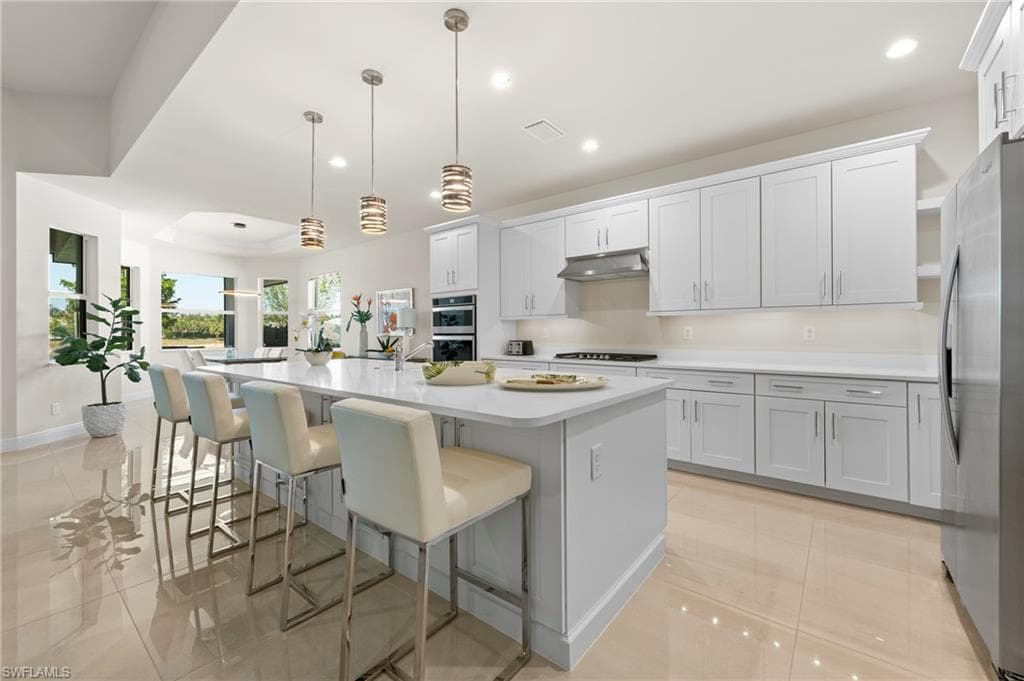 8897 Redonda DR-9