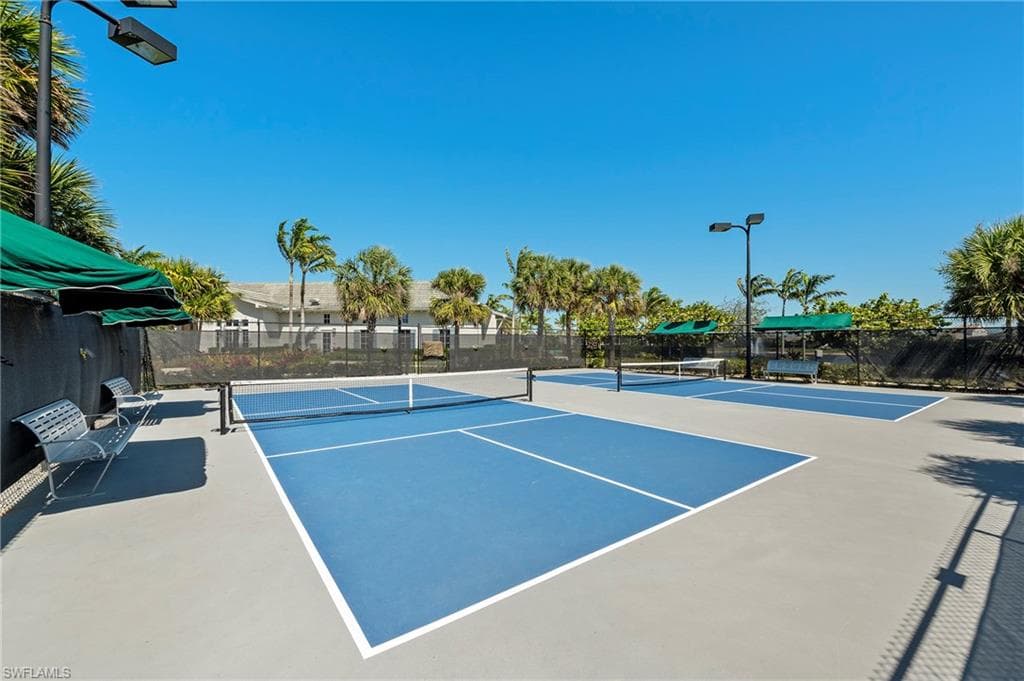 8897 Redonda DR-40