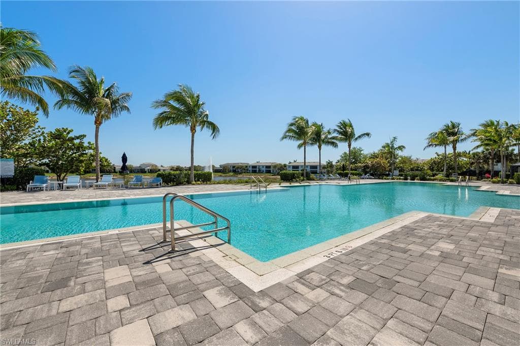 8897 Redonda DR-30