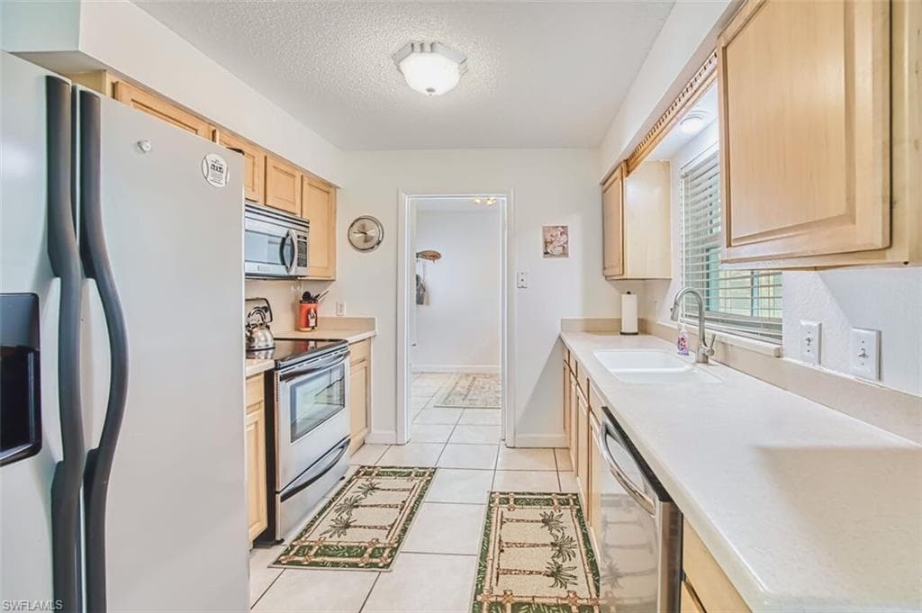 11771 Iona RD-7