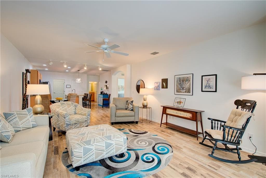 15216 Ligustrum LN-16