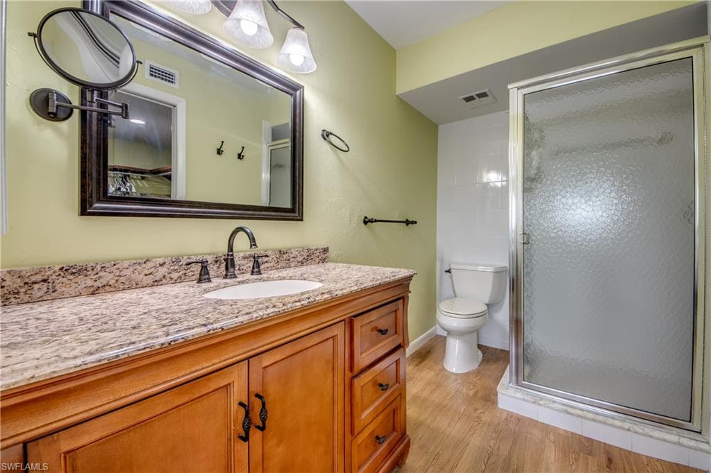 6725 Winkler RD B-202-25