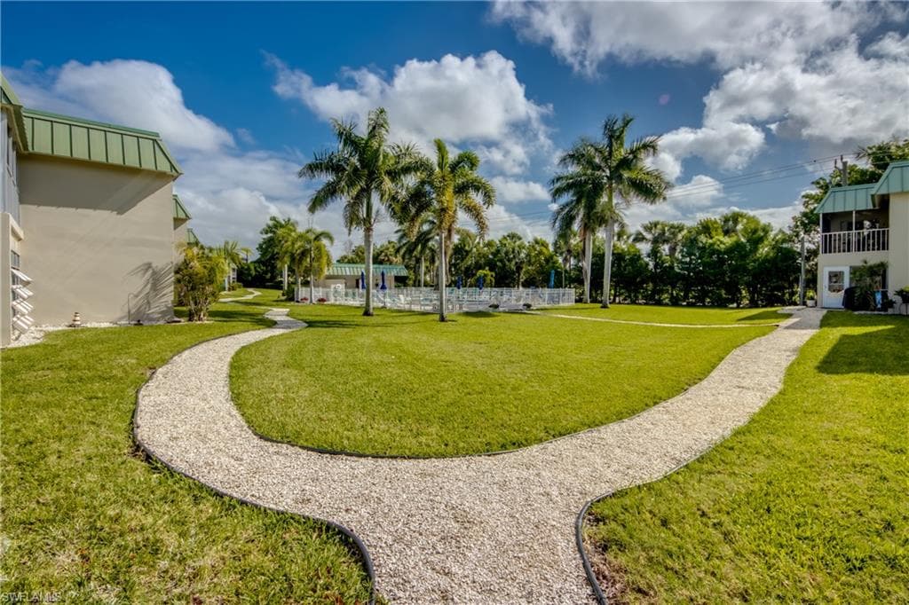 6725 Winkler RD B-202-35