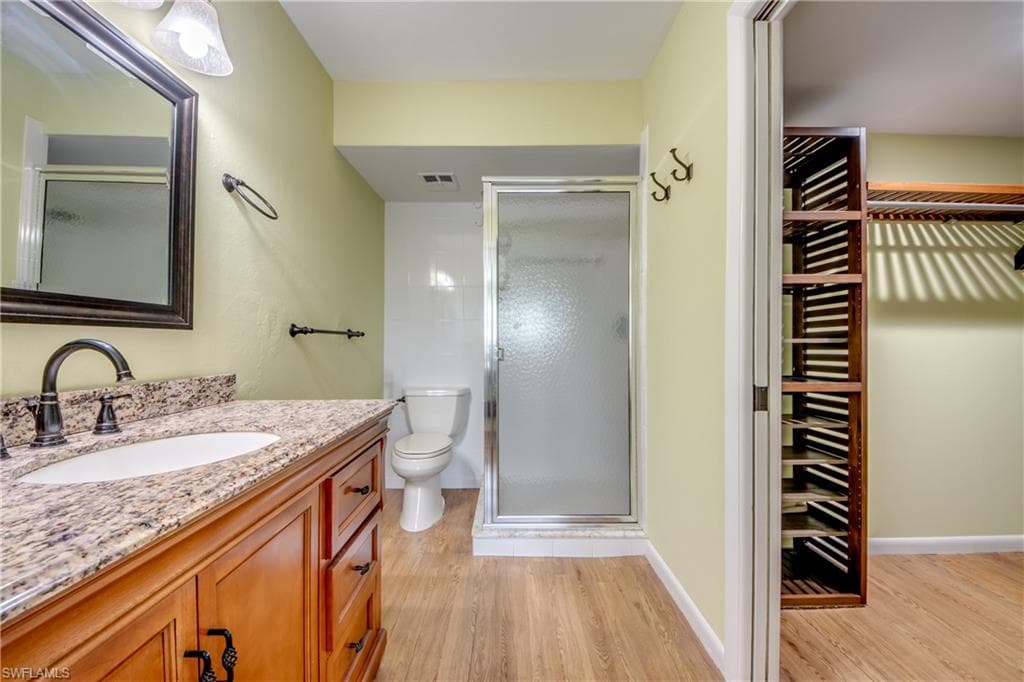 6725 Winkler RD B-202-24