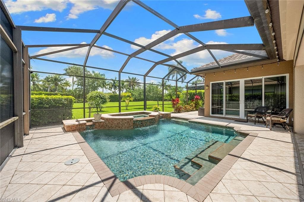 7692 Cottesmore DR-25