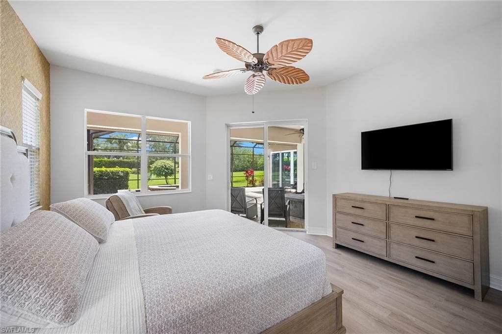 7692 Cottesmore DR-14