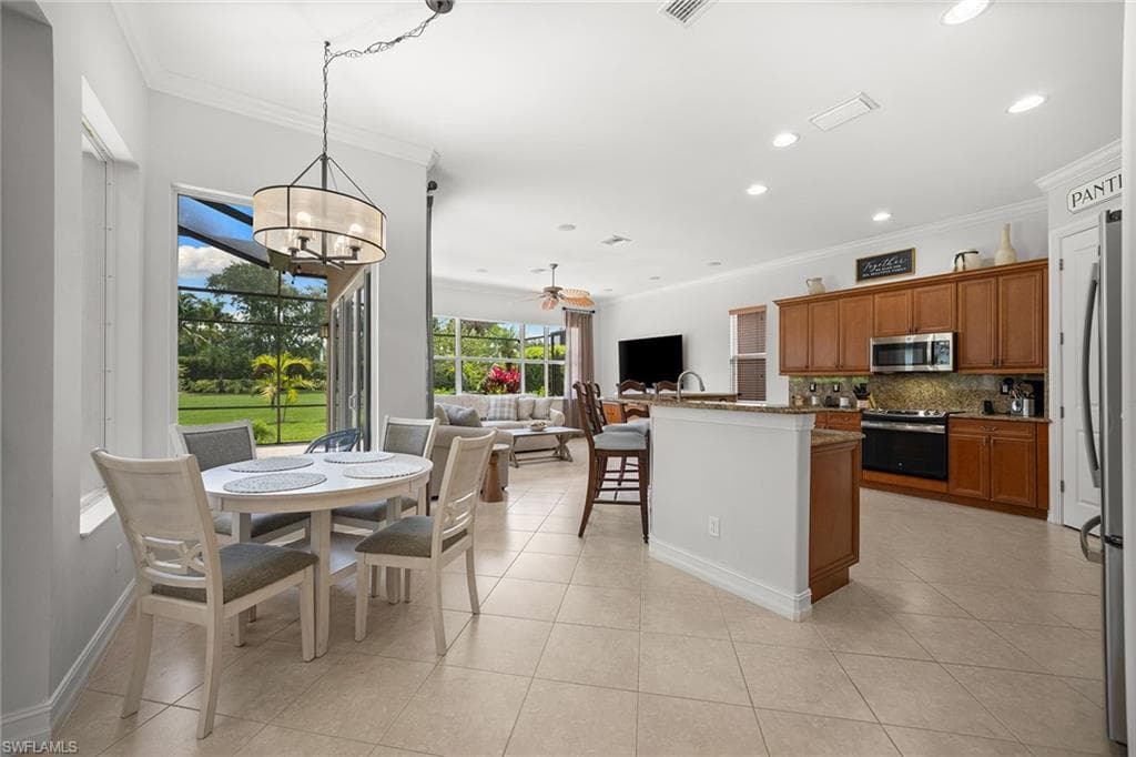 7692 Cottesmore DR-10