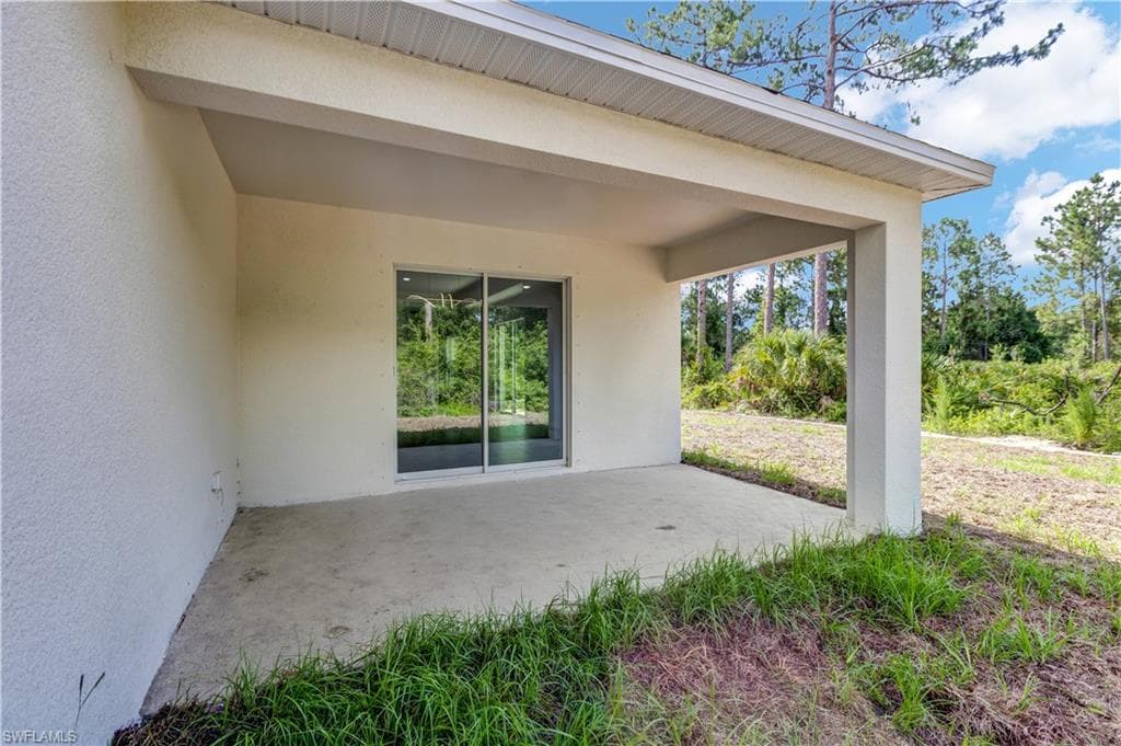 1005 W 11th ST-19