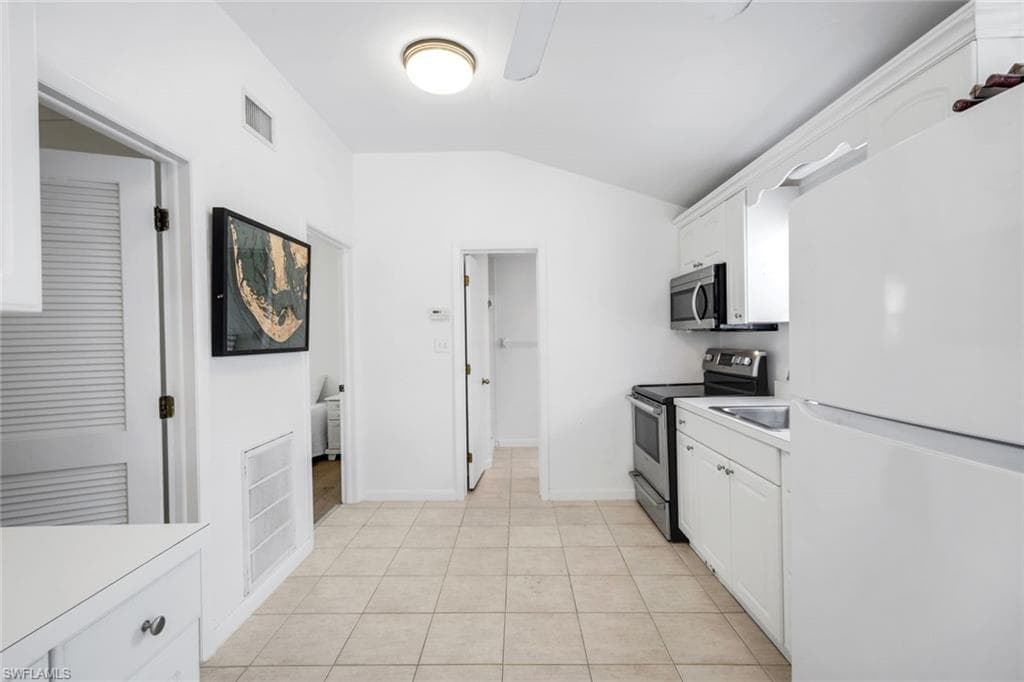 746 Cardium ST-9
