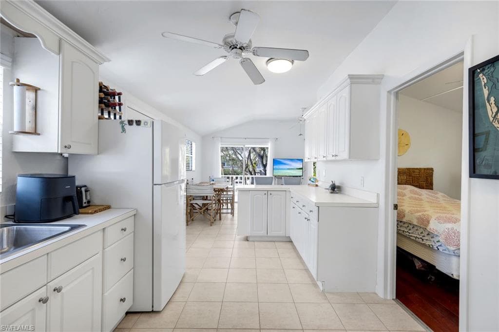 746 Cardium ST-3