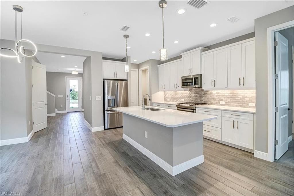 4652 Centaurus CIR-4