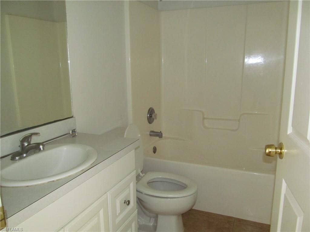 664 Alabama RD S-5