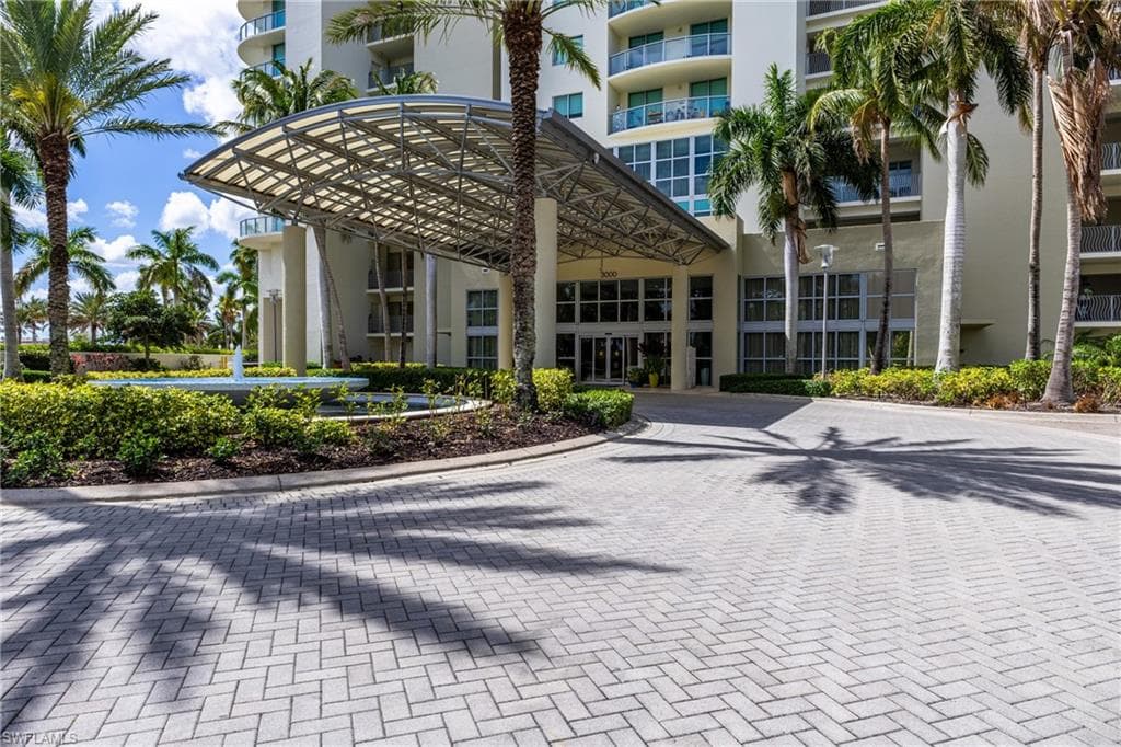3000 Oasis Grand BLVD 2405-3