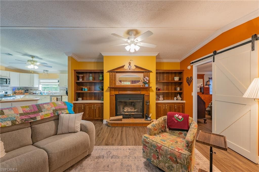 1700 Tampa AVE-7