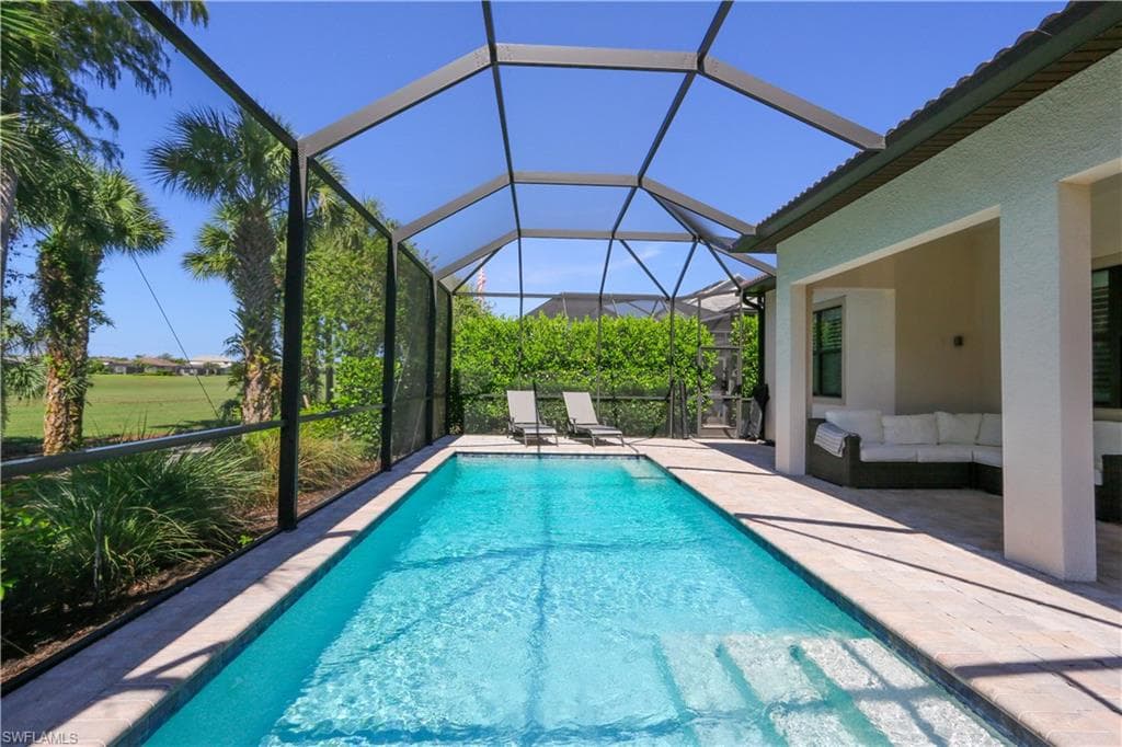 9716 Everglades DR-41