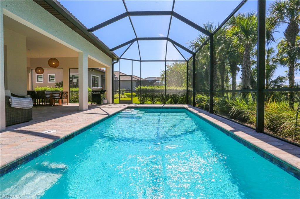 9716 Everglades DR-33