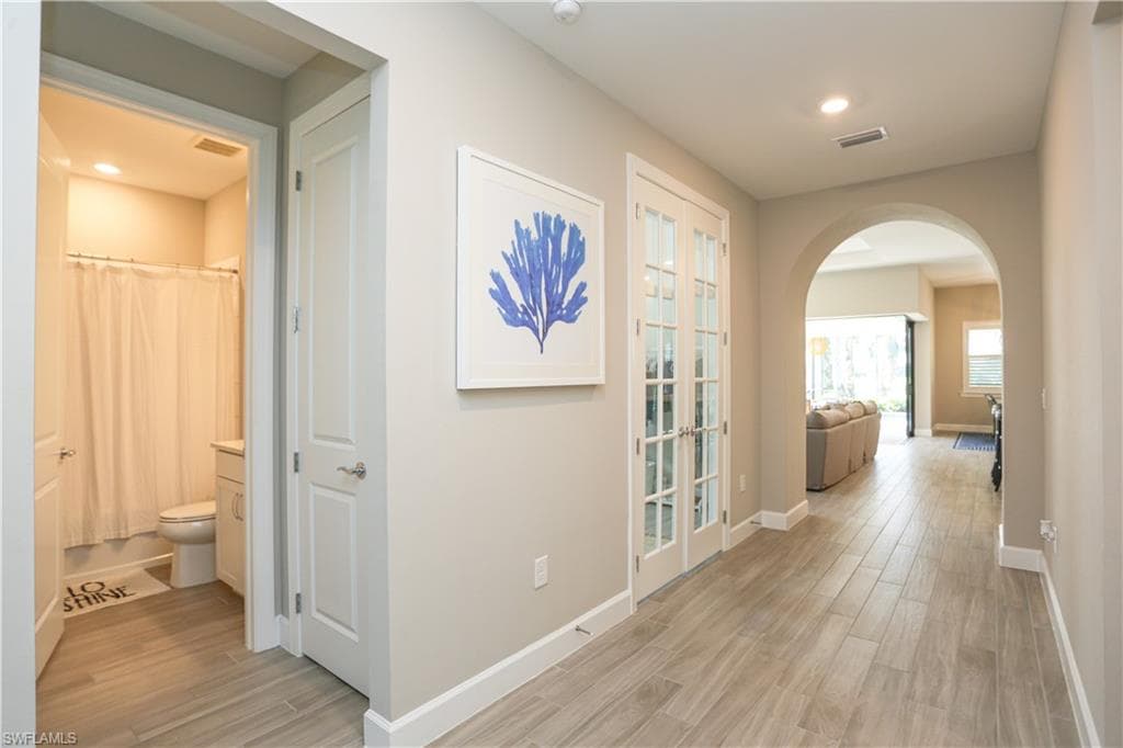 9716 Everglades DR-36