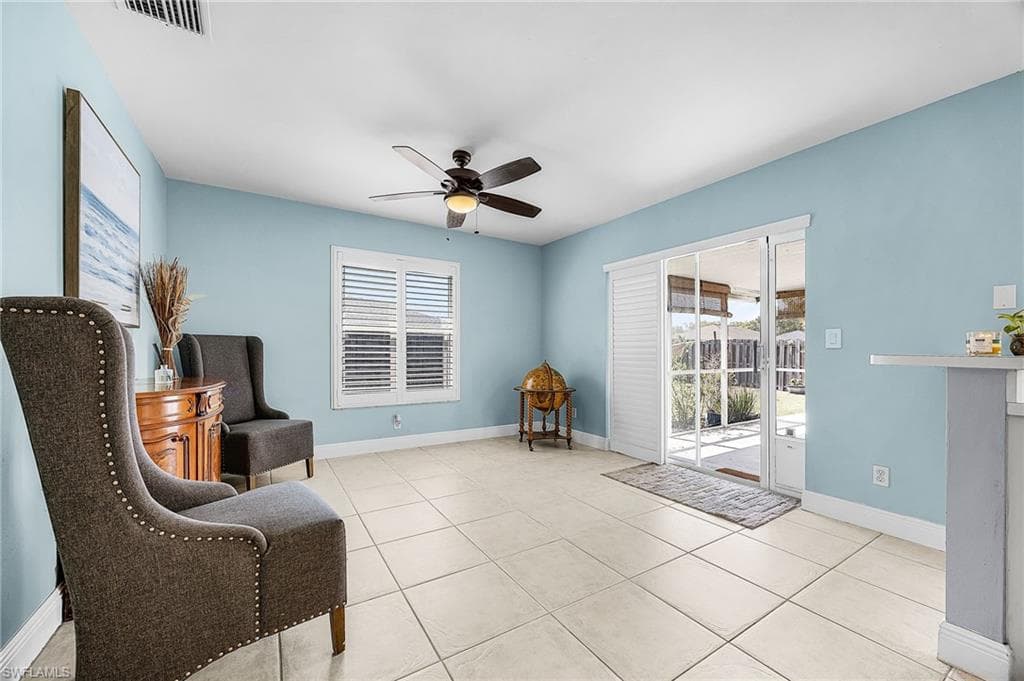 15552 Horseshoe LN-12