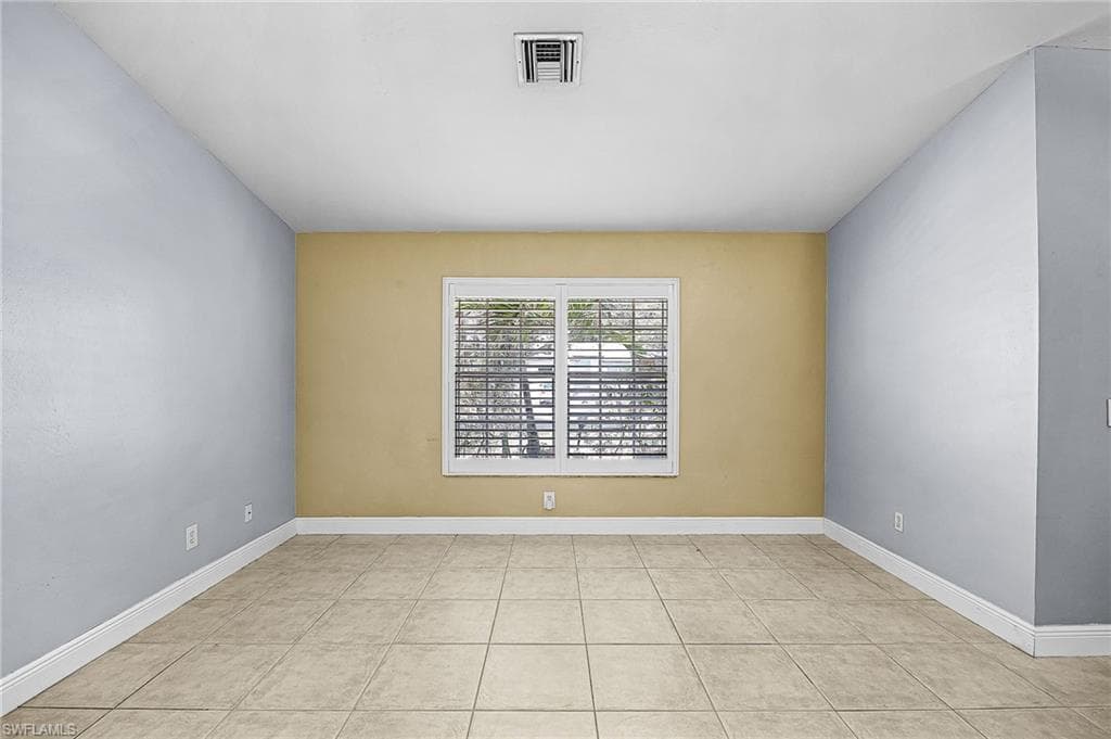 15552 Horseshoe LN-4