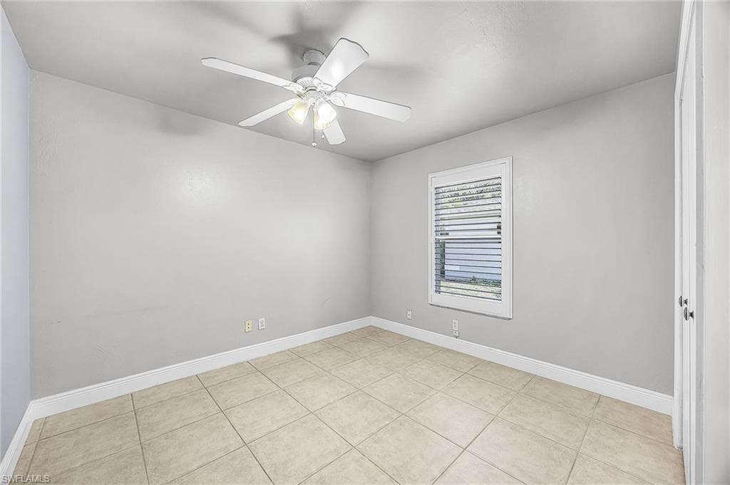15552 Horseshoe LN-19