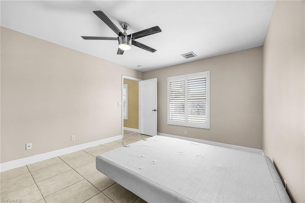 15552 Horseshoe LN-14