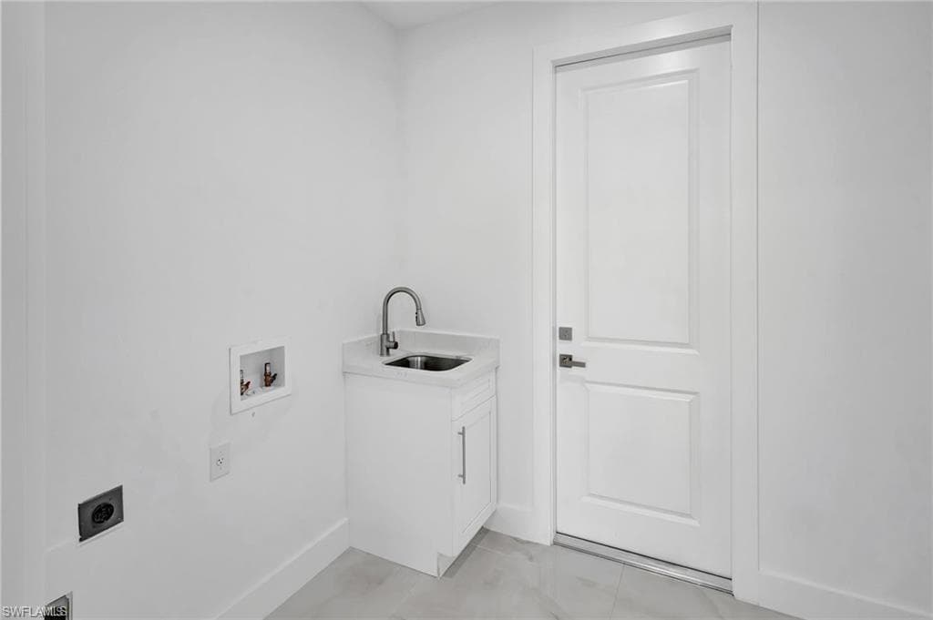 803 16th ST-22