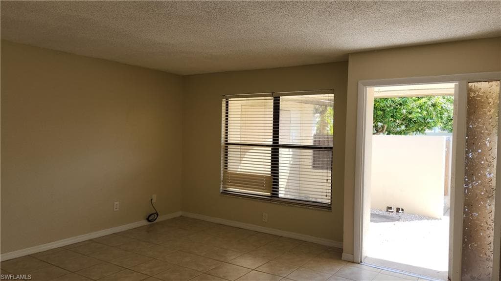6182 Principia DR 4-7