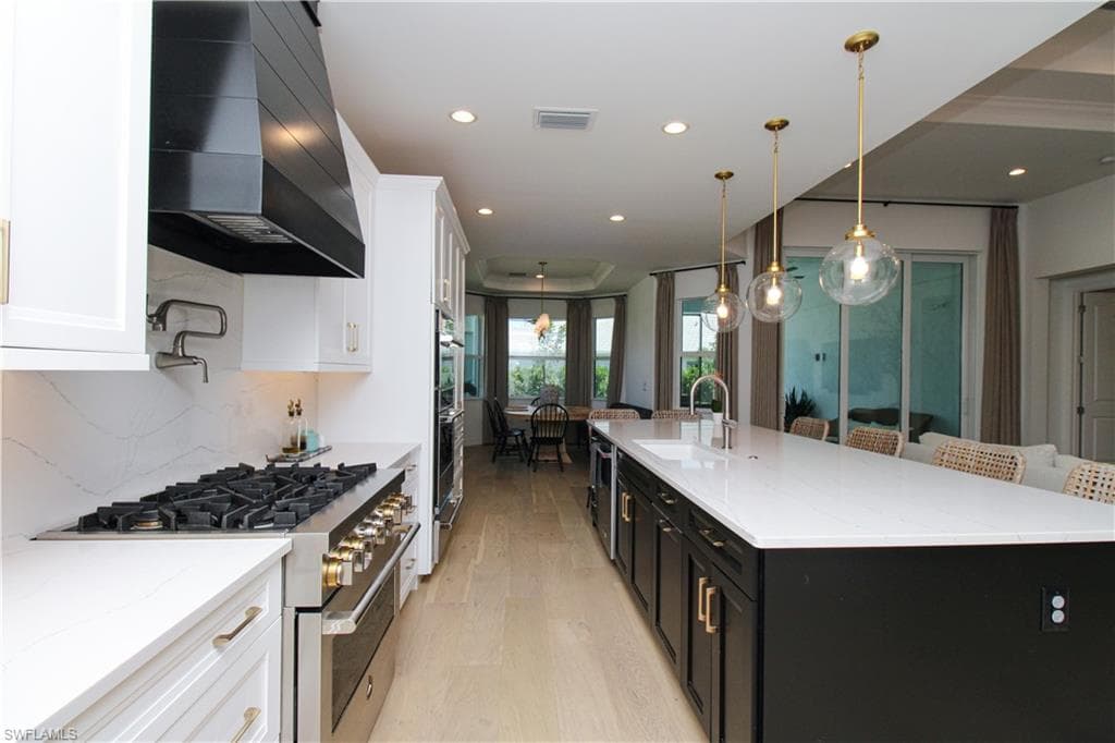 9241 Cayman DR-6