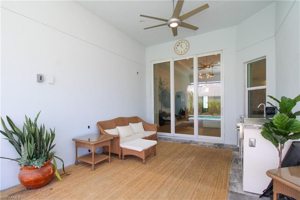 9241 Cayman DR-37