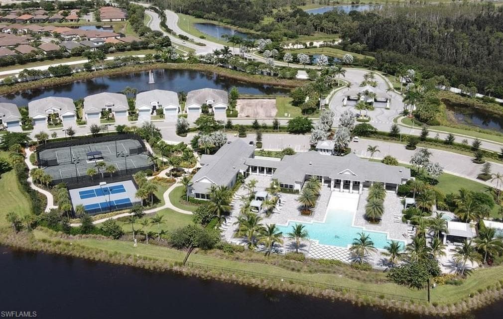 9241 Cayman DR-48