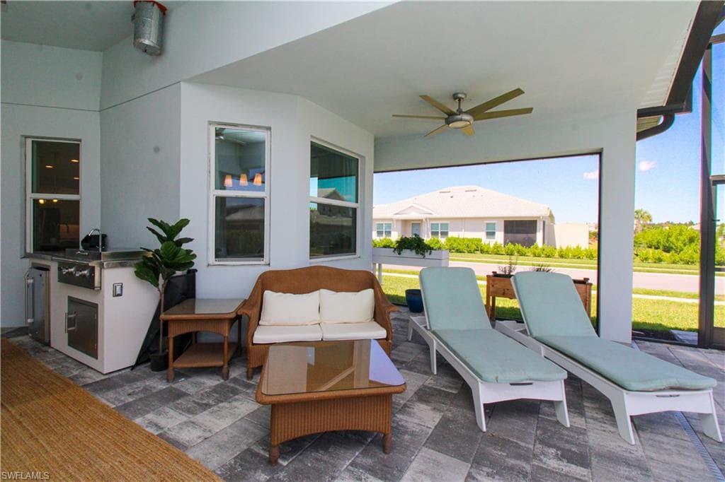 9241 Cayman DR-36