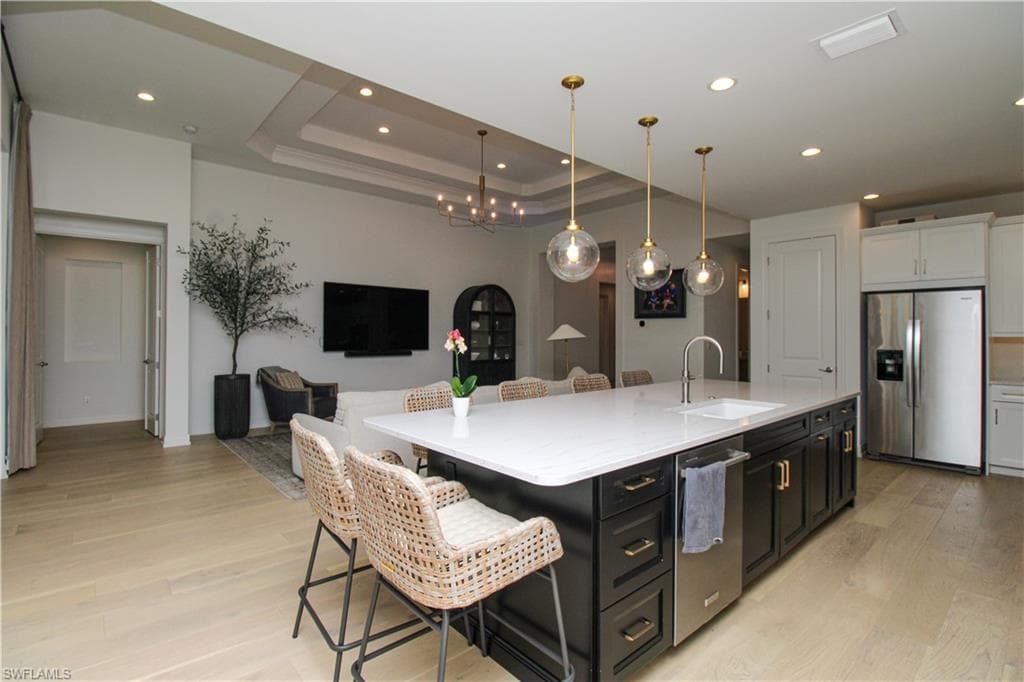 9241 Cayman DR-10